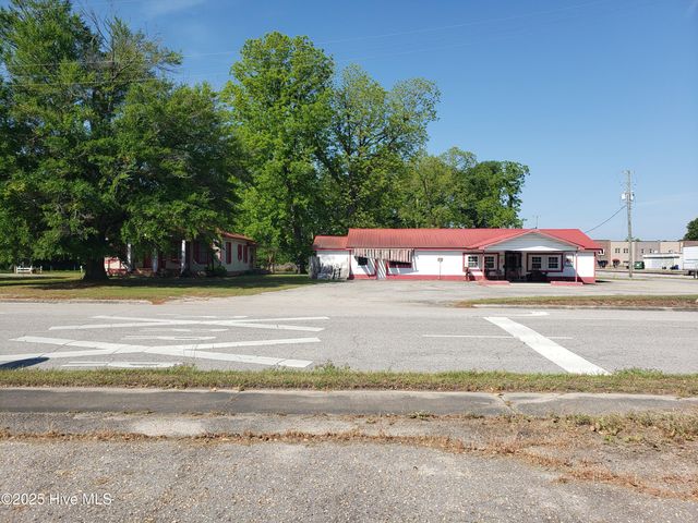 809 Conway Road, Fair Bluff, NC 28439