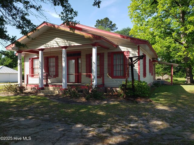 809 Conway Road, Fair Bluff, NC 28439