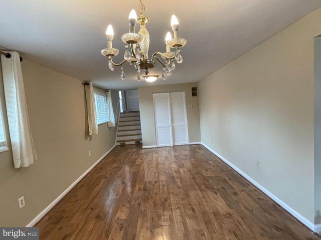 7407 SWEETBRIAR DR, College Park, MD 20740