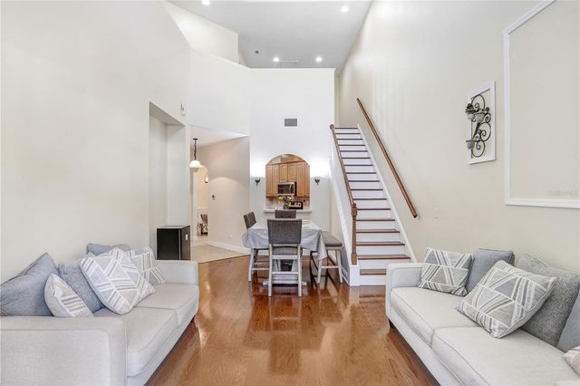 4984 ANNISTON CIRCLE, Tampa, FL 33647