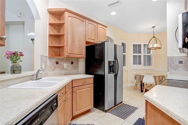 4984 ANNISTON CIRCLE, Tampa, FL 33647