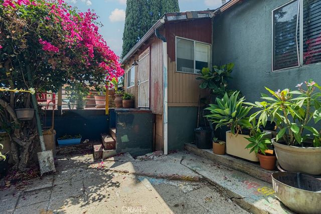 3033 Future Place, Los Angeles, CA 90065
