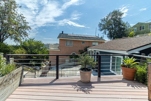 3033 Future Place, Los Angeles, CA 90065