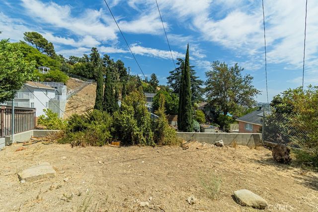 3033 Future Place, Los Angeles, CA 90065