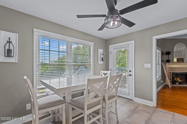 354 Peach Orchard Cir, Fisherville, KY 40023