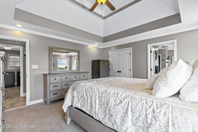 354 Peach Orchard Cir, Fisherville, KY 40023
