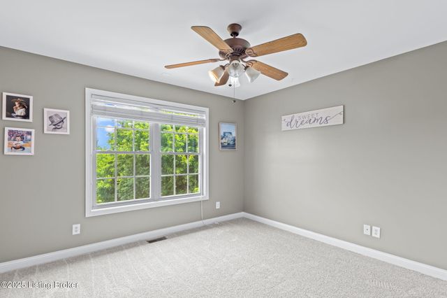 354 Peach Orchard Cir, Fisherville, KY 40023