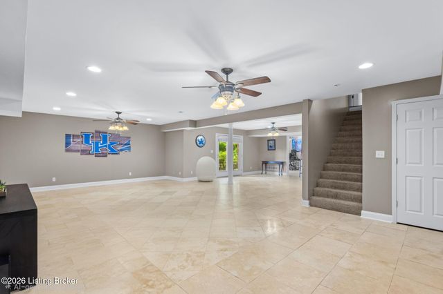 354 Peach Orchard Cir, Fisherville, KY 40023