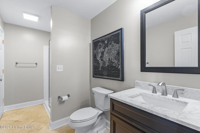 354 Peach Orchard Cir, Fisherville, KY 40023