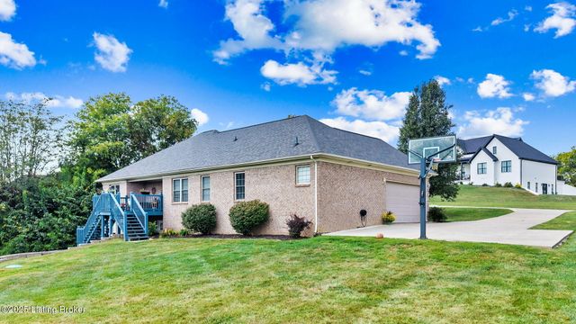 354 Peach Orchard Cir, Fisherville, KY 40023