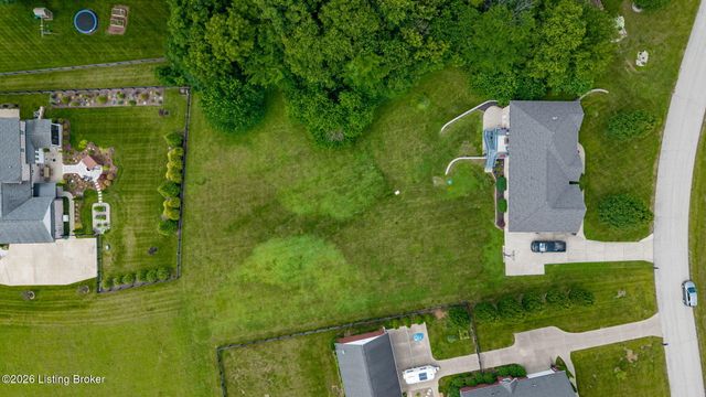 354 Peach Orchard Cir, Fisherville, KY 40023