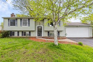 107 Overland Trail, Henrietta, NY 14586