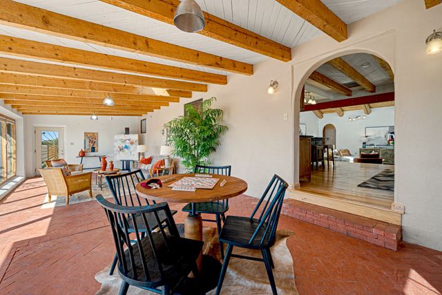 79 Cerro Del Alamo, Santa Fe, NM 87507