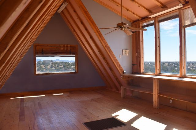 79 Cerro Del Alamo, Santa Fe, NM 87507