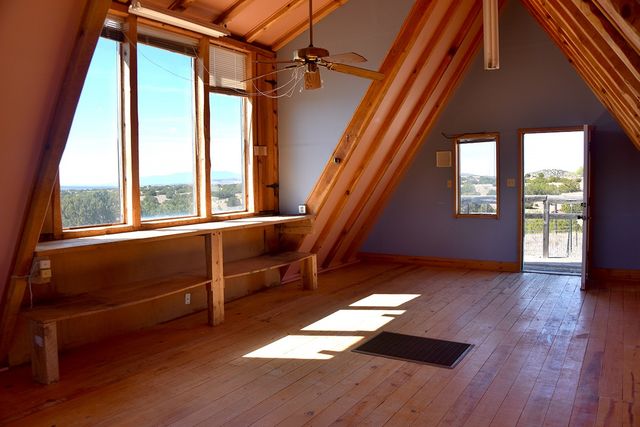 79 Cerro Del Alamo, Santa Fe, NM 87507