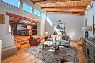 79 Cerro Del Alamo, Santa Fe, NM 87507