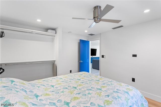 240 Southwinds DR, Sanibel, FL 33957