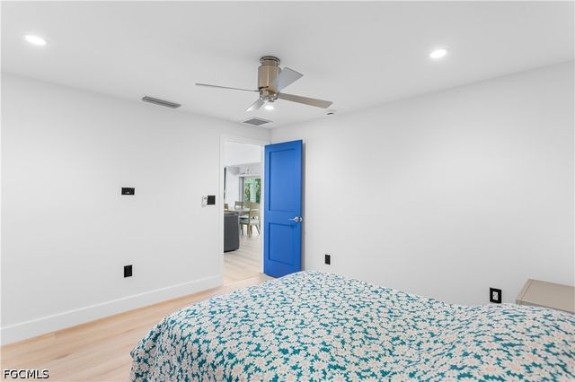 240 Southwinds DR, Sanibel, FL 33957