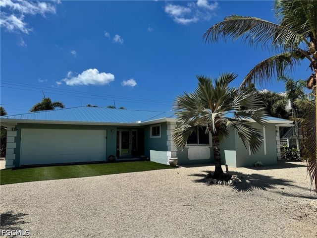 240 Southwinds DR, Sanibel, FL 33957