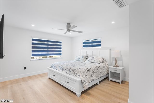 240 Southwinds DR, Sanibel, FL 33957