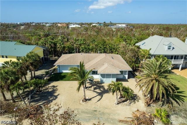 240 Southwinds DR, Sanibel, FL 33957
