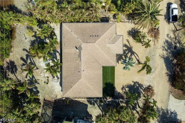 240 Southwinds DR, Sanibel, FL 33957