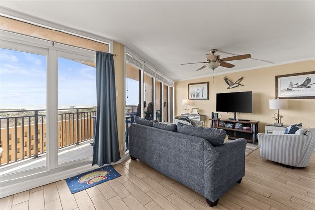 6649 Seacomber Dr 103, Port Aransas, TX 78373
