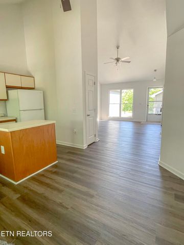 484 Riverbend Drive, Crossville, TN 38555