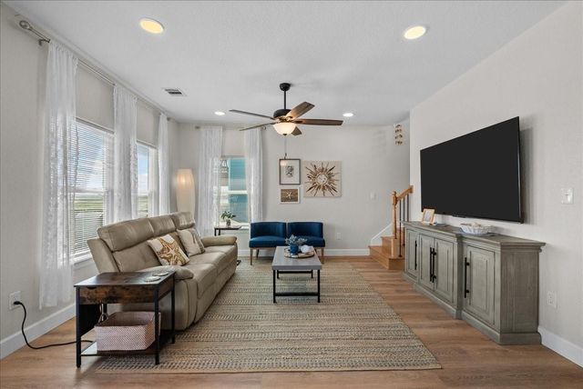 130 Beachcomber Avenue, Surfside Beach, TX 77541