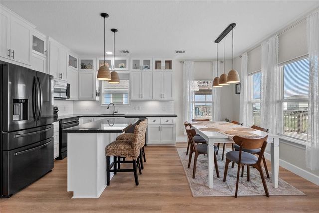 130 Beachcomber Avenue, Surfside Beach, TX 77541