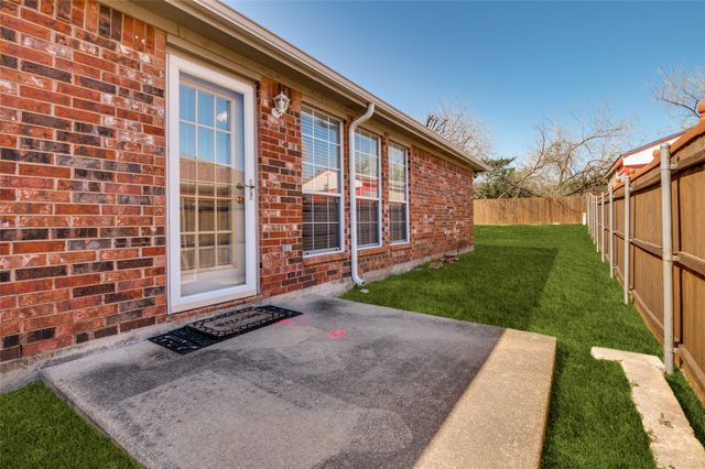 5427 Dove Drive, Dallas, TX 75236