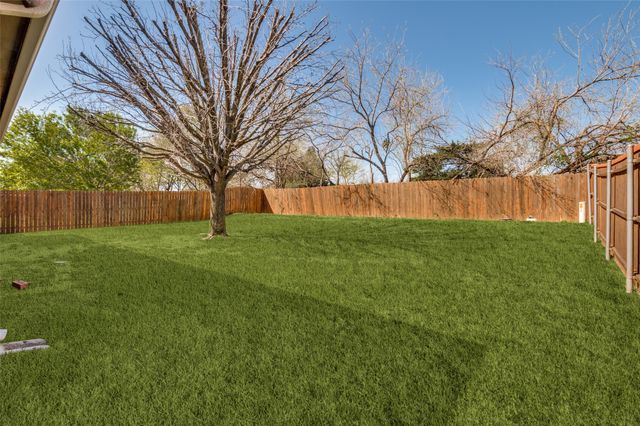 5427 Dove Drive, Dallas, TX 75236