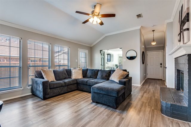 5427 Dove Drive, Dallas, TX 75236