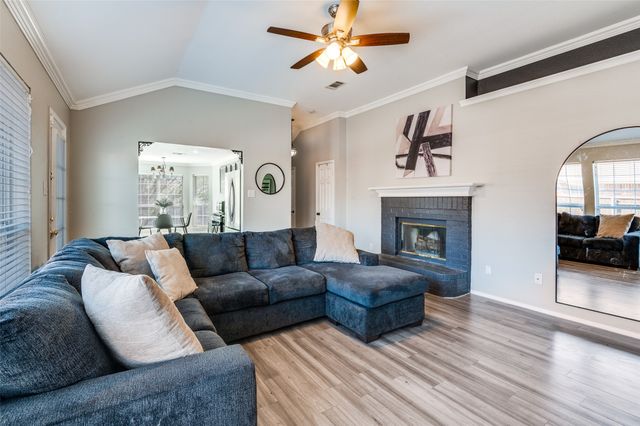 5427 Dove Drive, Dallas, TX 75236