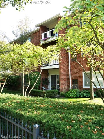 444 S Chester Street 413, Birmingham, MI 48009