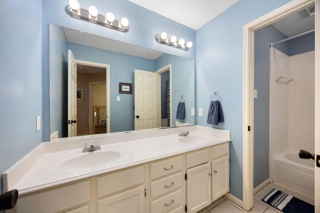 126 Rushton Circle, League City, TX 77573