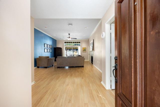 126 Rushton Circle, League City, TX 77573