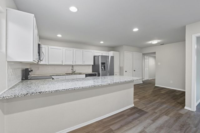 4909 N Colony Boulevard, The Colony, TX 75056