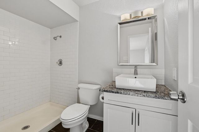 4909 N Colony Boulevard, The Colony, TX 75056