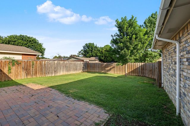 4909 N Colony Boulevard, The Colony, TX 75056