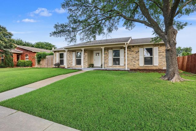 4909 N Colony Boulevard, The Colony, TX 75056