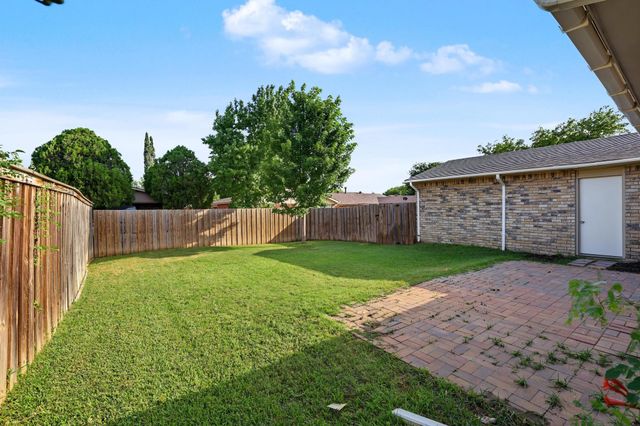 4909 N Colony Boulevard, The Colony, TX 75056