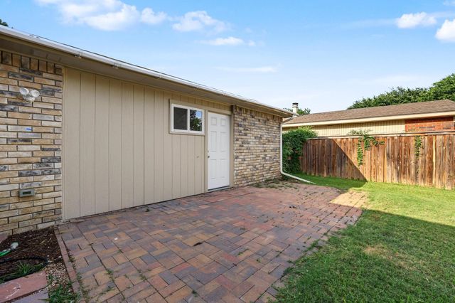 4909 N Colony Boulevard, The Colony, TX 75056