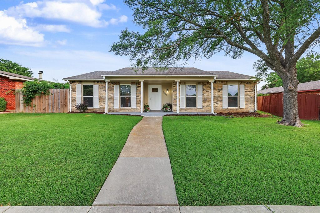 4909 N Colony Boulevard, The Colony, TX 75056