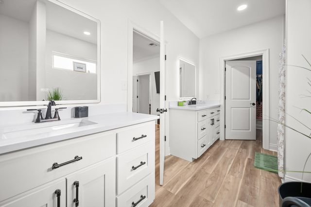 376 Liberty Drive, Leesville, LA 71446