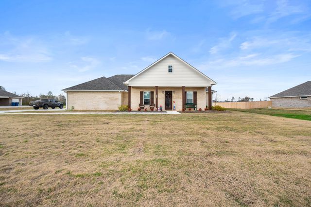 376 Liberty Drive, Leesville, LA 71446