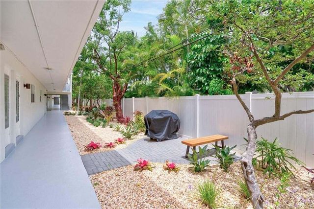 1439 S Ocean Blvd Apt 207, Pompano Beach, FL 33062