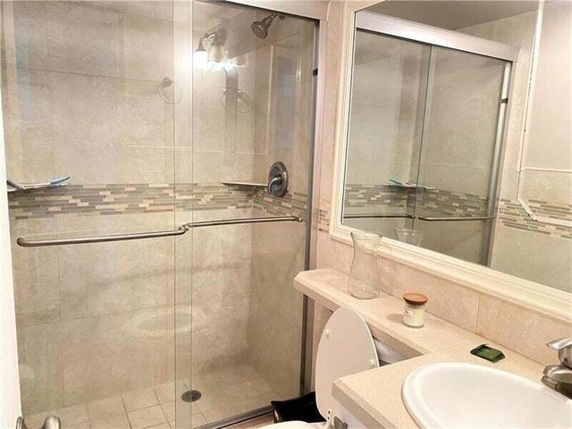 1439 S Ocean Blvd Apt 207, Pompano Beach, FL 33062