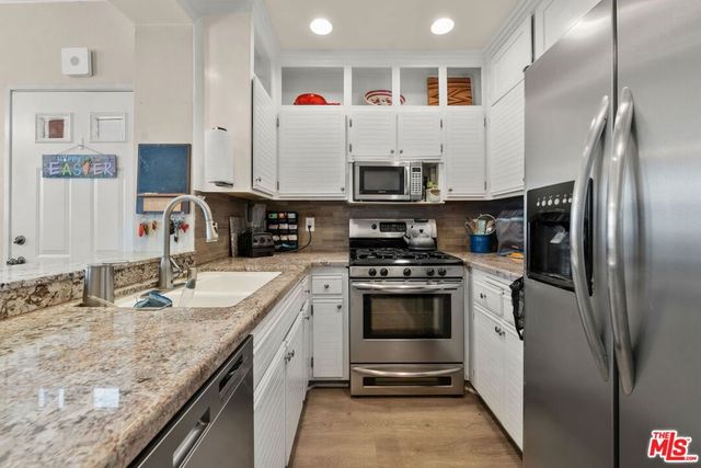 24109 E Del Monte Drive 463, Valencia, CA 91355