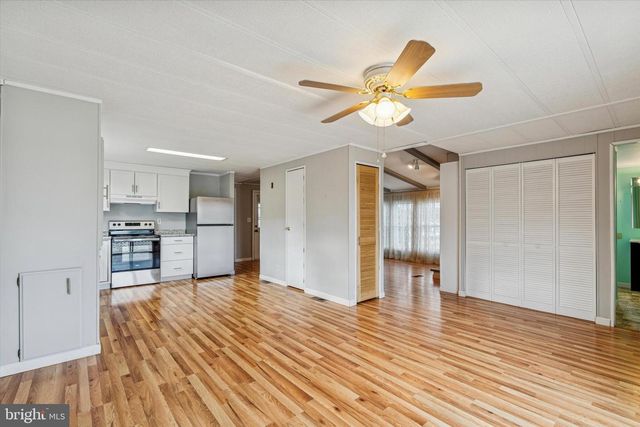 319 WINDING BROOK RUN, North Wales, PA 19454